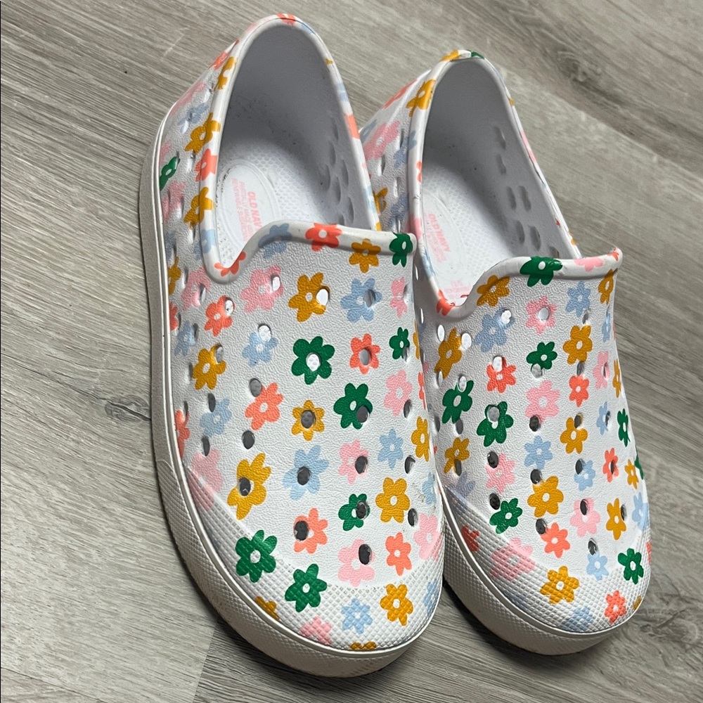Old Navy Floral Kids Slip-On Shoes